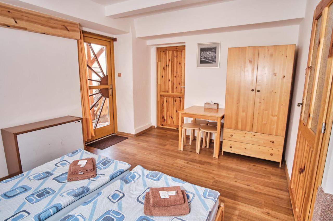 Strnadovsky Mlyn Hotel Jesenice  Eksteriør billede