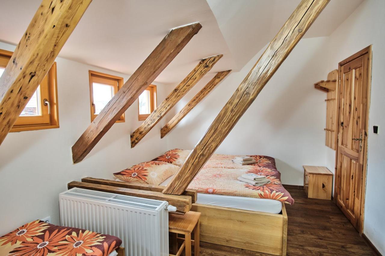 Strnadovsky Mlyn Hotel Jesenice  Eksteriør billede